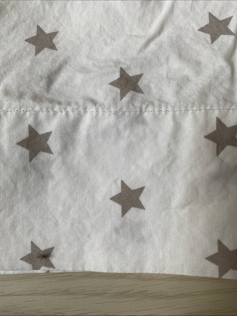 Pottery Barn White Taupe Star Print Pillowcase